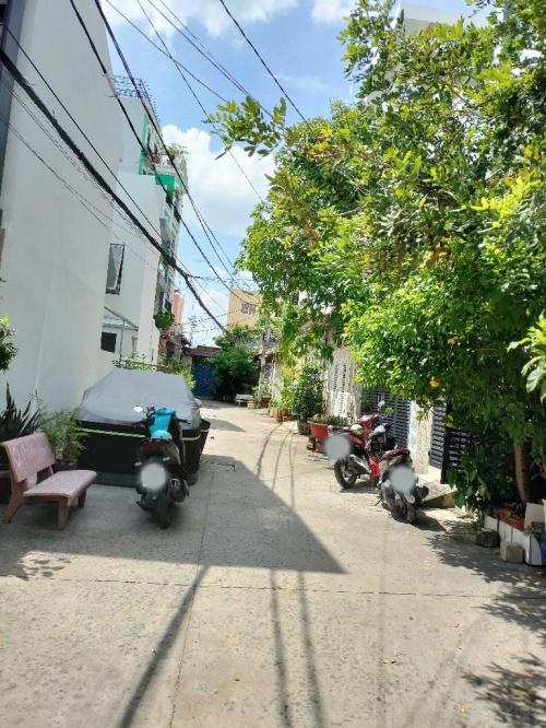 Bán đất Xuân Thuỵ 75m² - Ngõ ô tô, giá 4,25 tỷ - Sở hữu ngay trung tâm thành phố